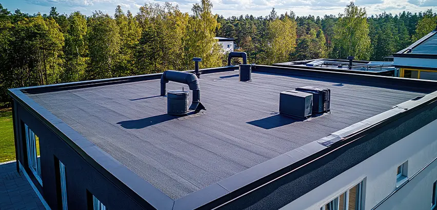 Professional Flat Roof Replacement Services in Hampshire, IL