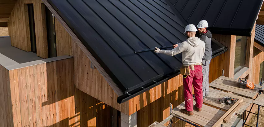 Professional Soffit Repair Services in Hampshire, IL