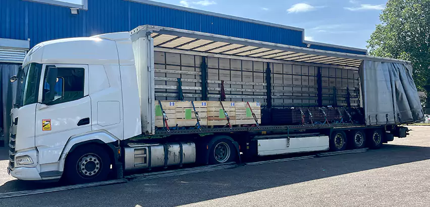Translucent Trailer Roof Repair in Hampshire